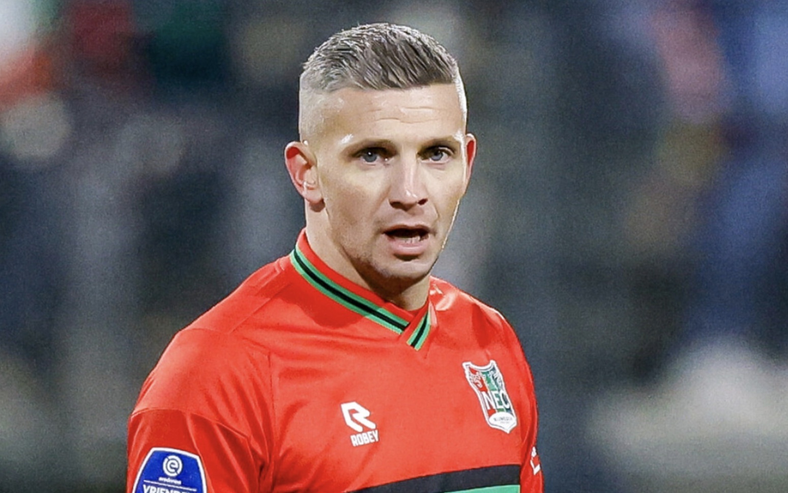 竞技体育 竞技体育